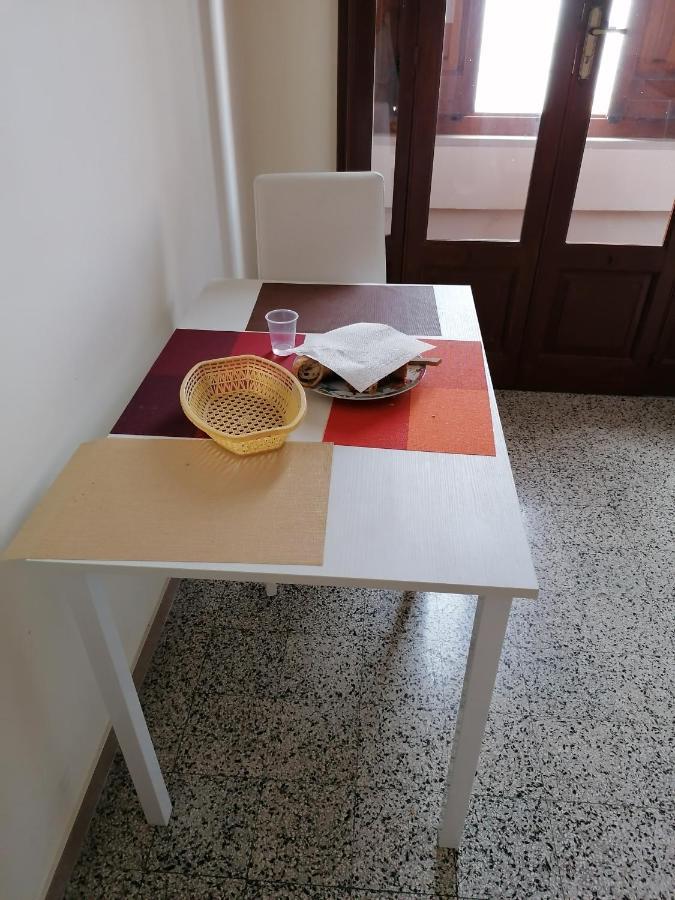 Palazzo Don Ruggiero Hotell San Ferdinando di Puglia Exteriör bild